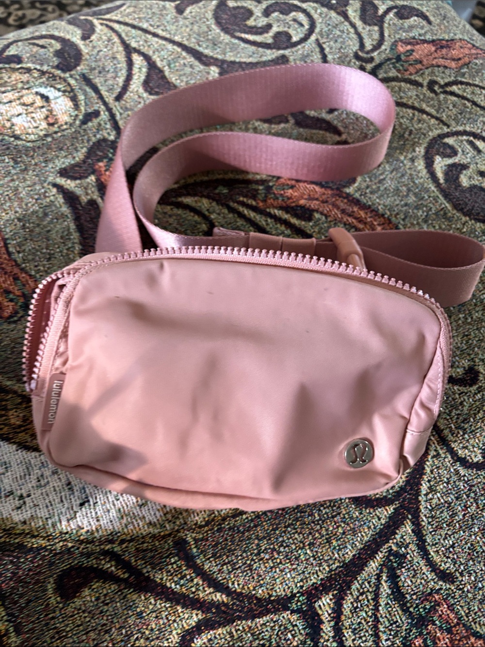 lululemon athletica Dusty Pink Crossbody Belt Bag
